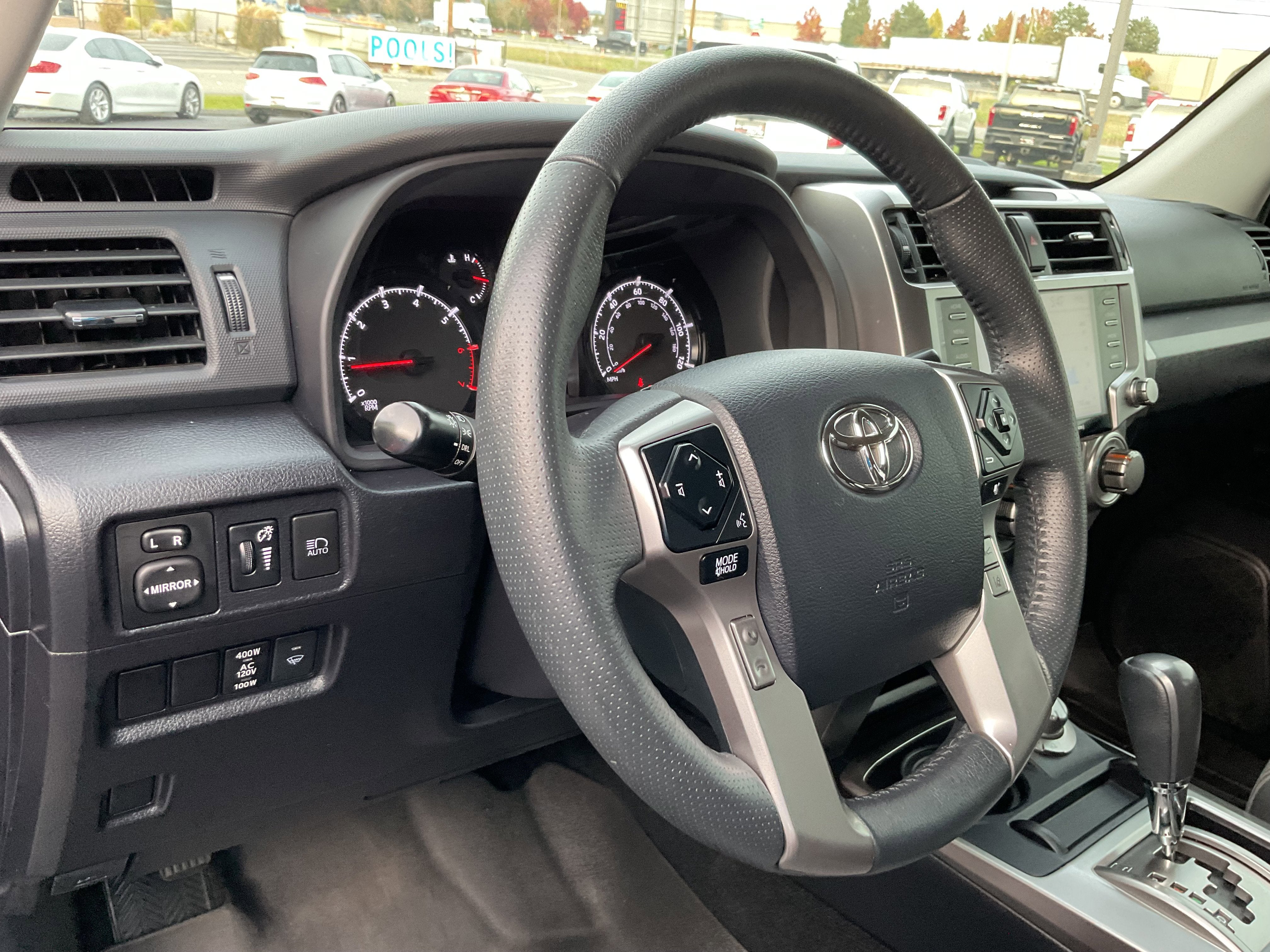 2024 Toyota 4Runner SR5 4x4 3rd row seating