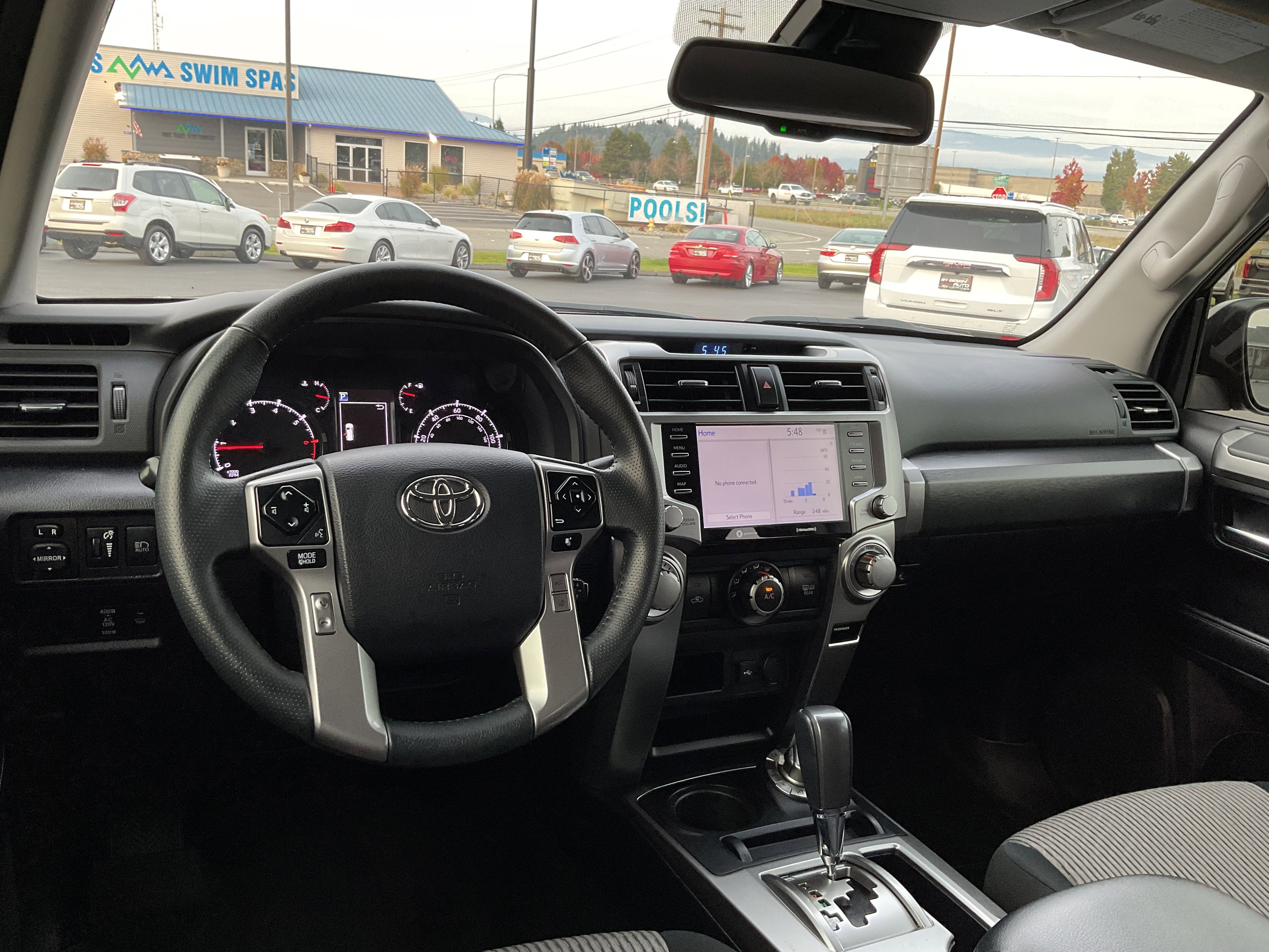 2024 Toyota 4Runner SR5 4x4 3rd row seating