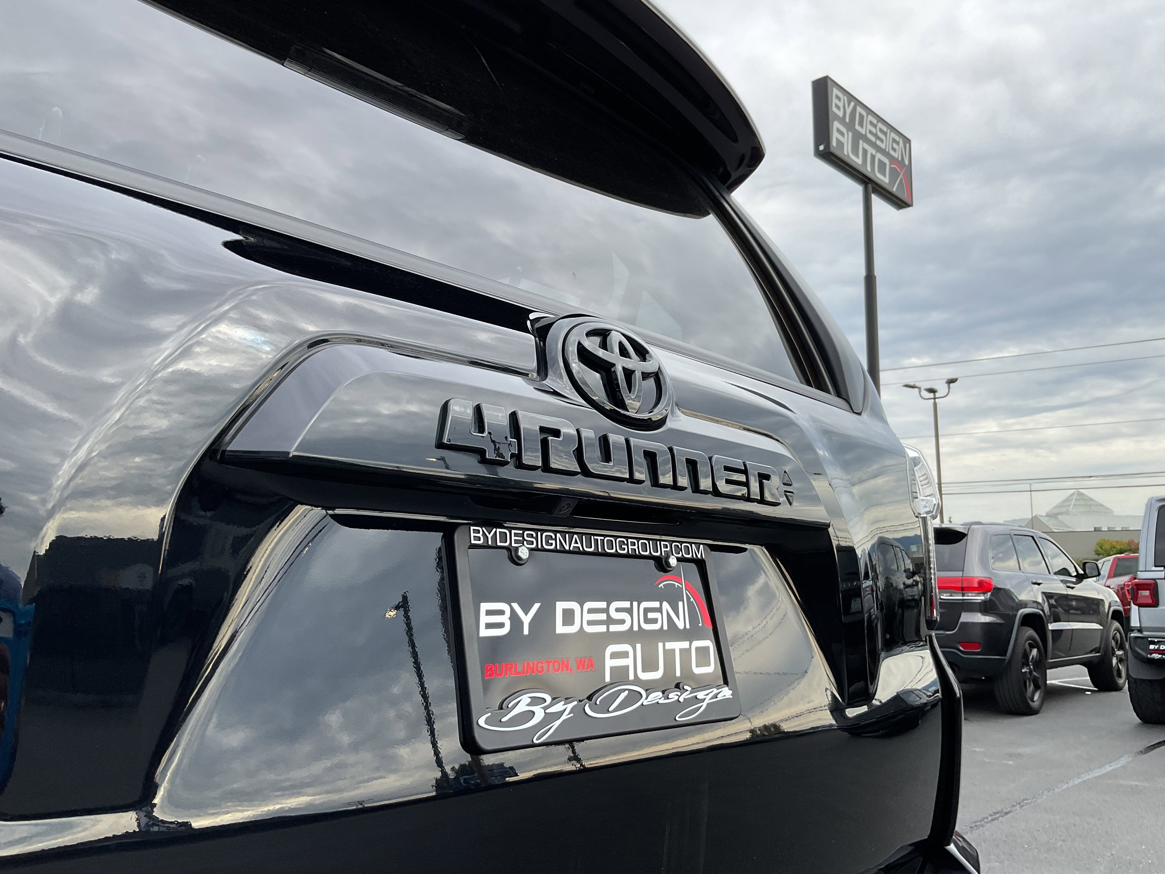 2024 Toyota 4Runner SR5 4x4 3rd row seating