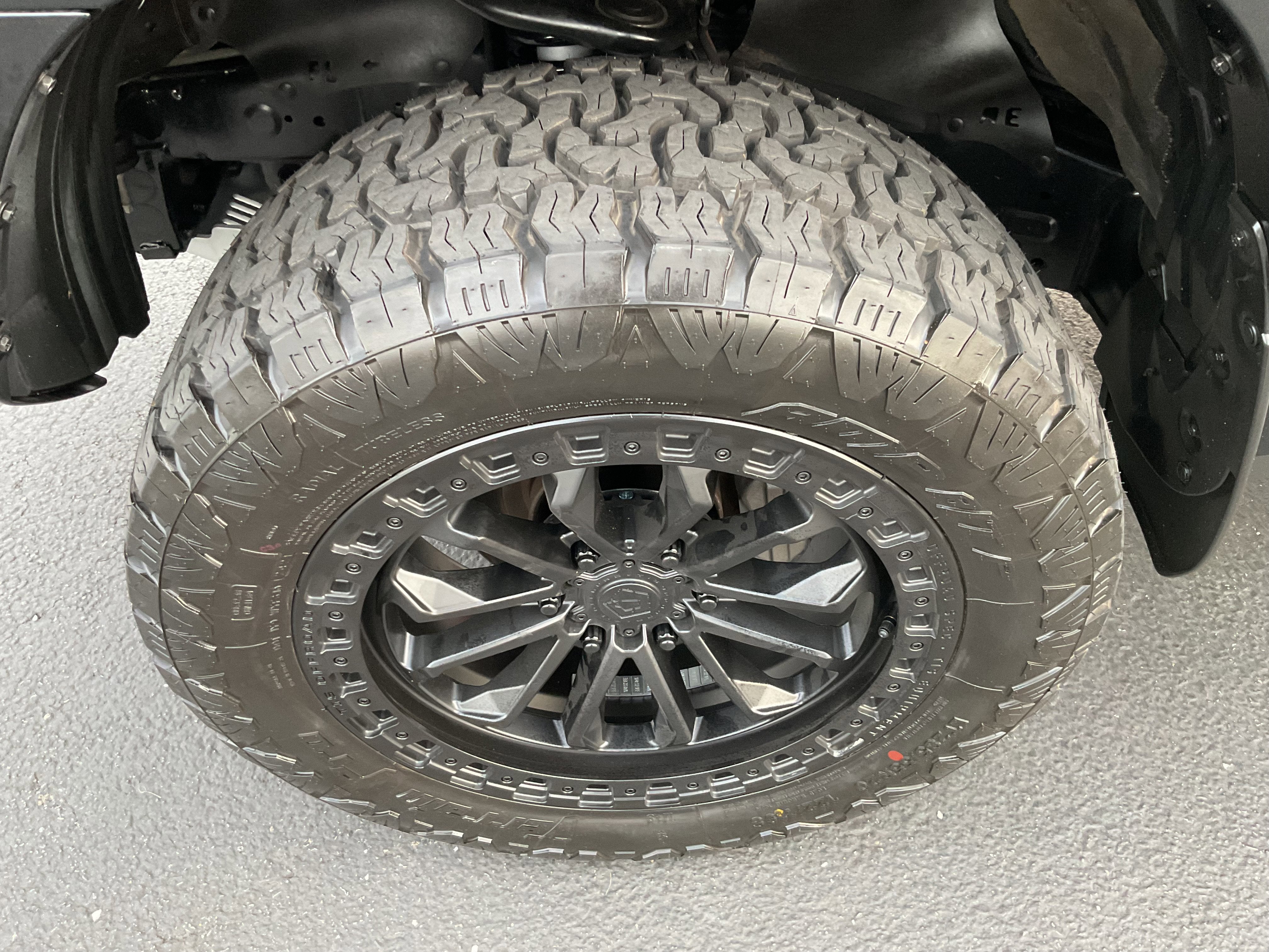 2024 Toyota 4Runner SR5 4x4 3rd row seating