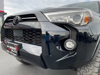 2024 Toyota 4Runner SR5 4x4 3rd row seating