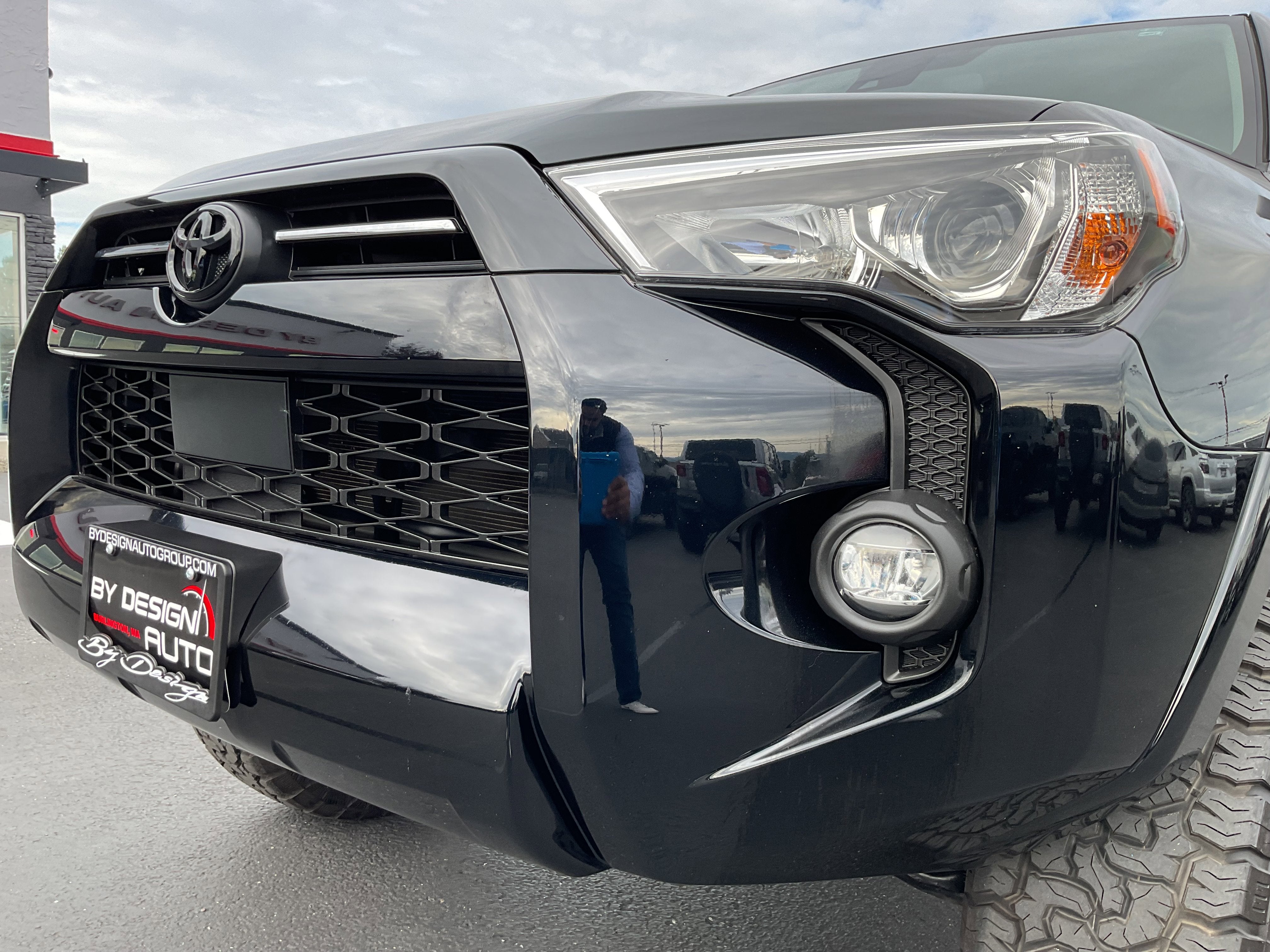 2024 Toyota 4Runner SR5 4x4 3rd row seating