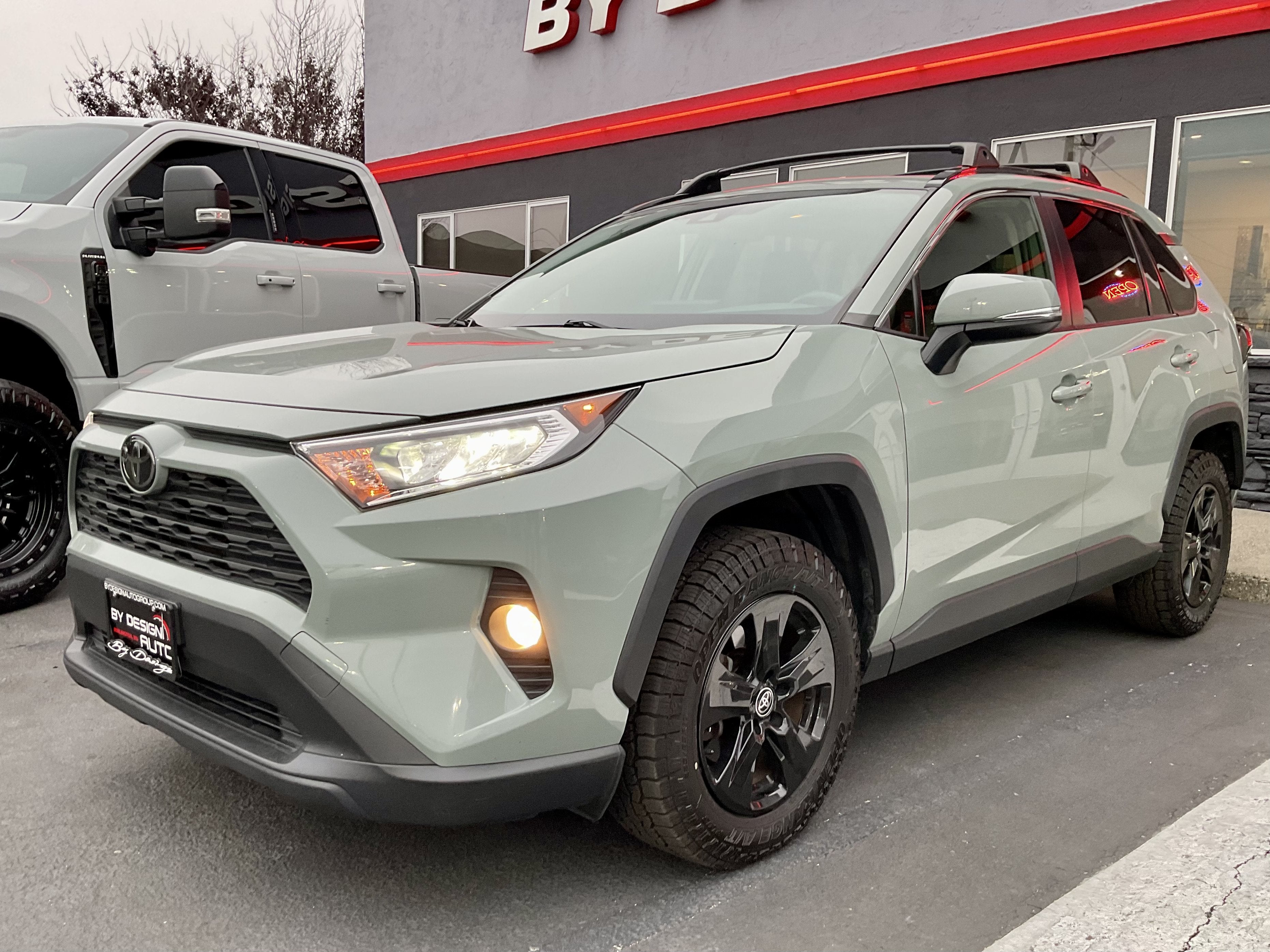 2020 Toyota RAV4 XLE AWD