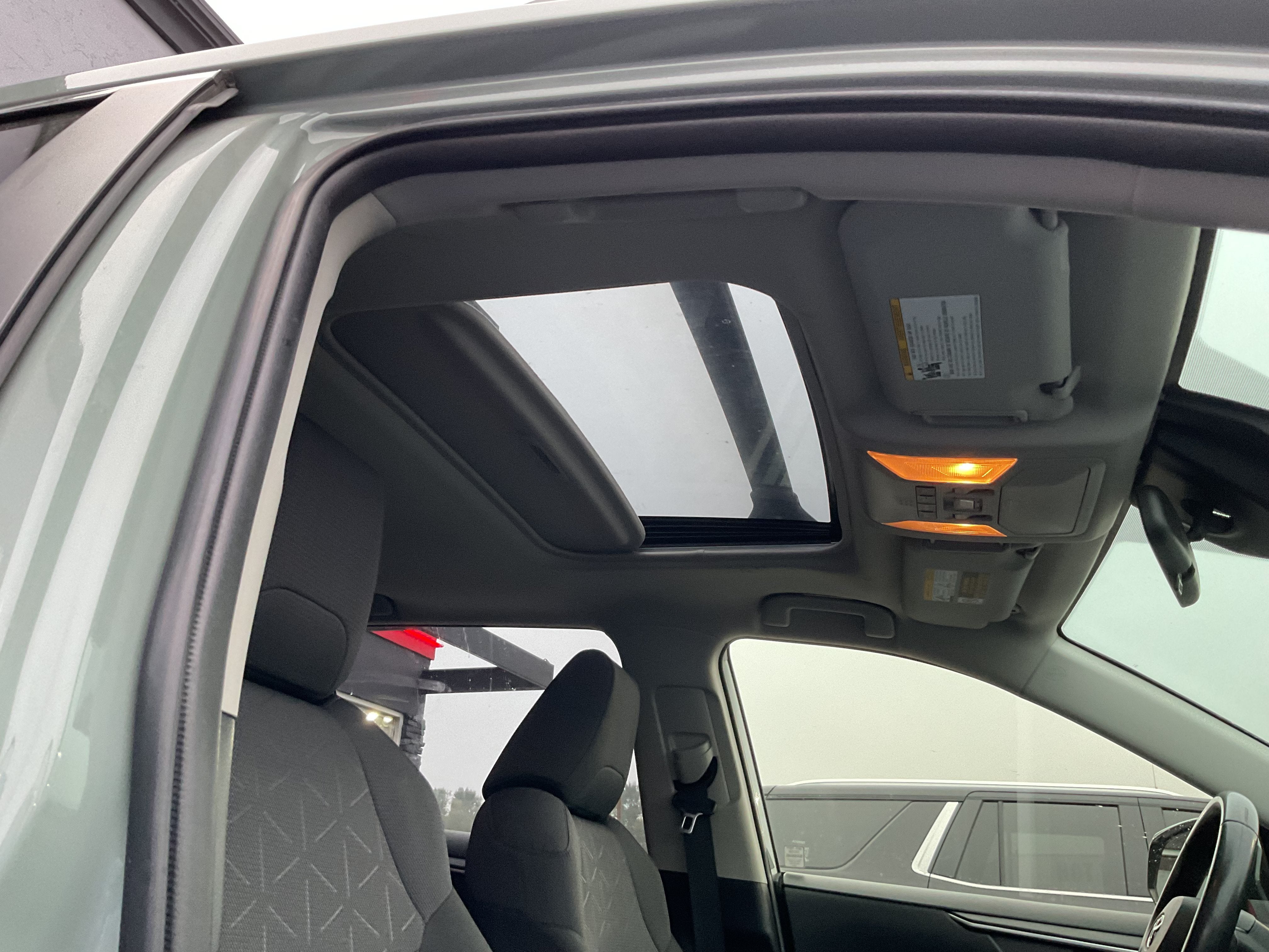 2020 Toyota RAV4 XLE AWD