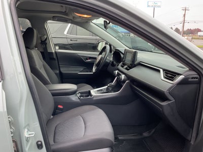 2020 Toyota RAV4 XLE AWD