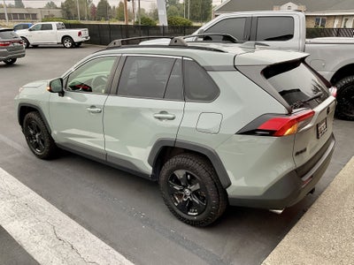 2020 Toyota RAV4 XLE AWD