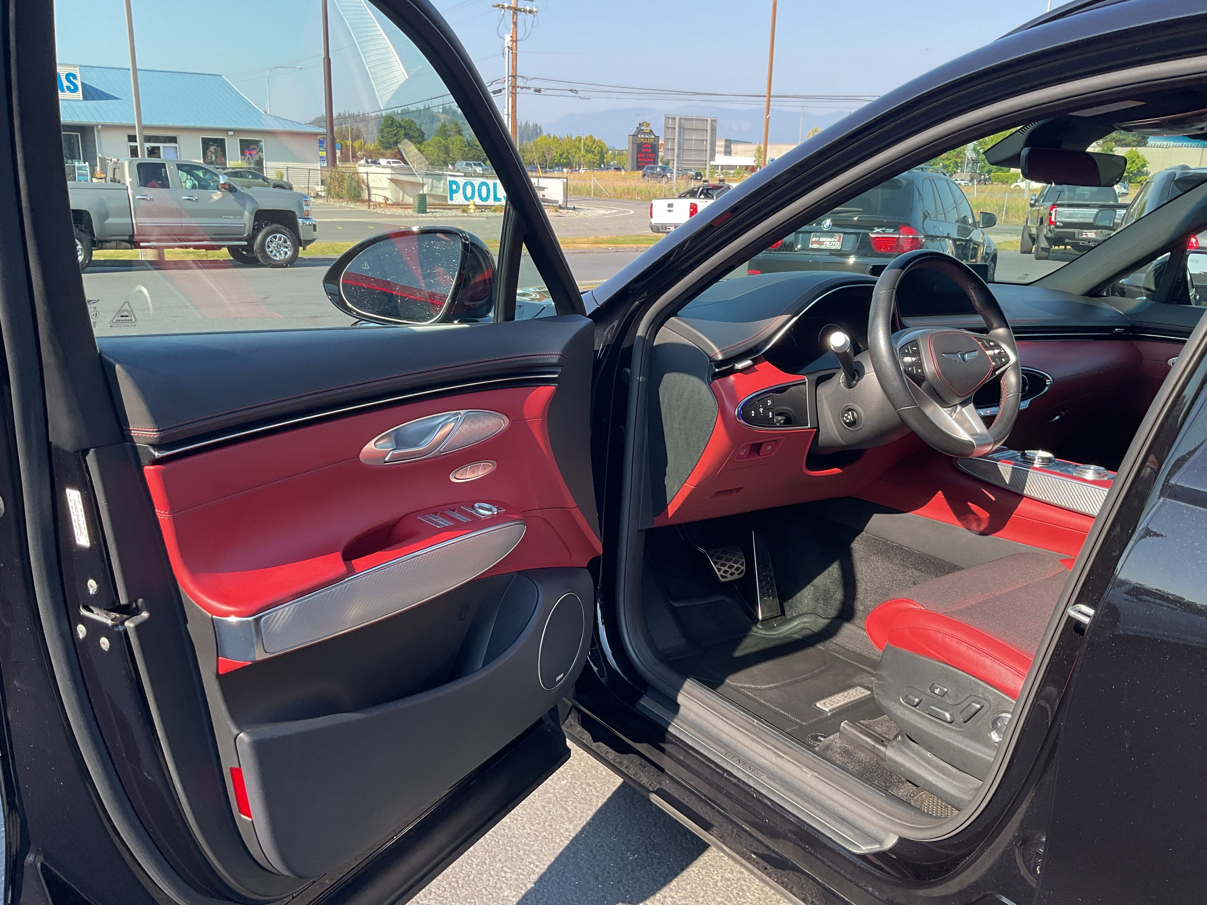 2023 Genesis GV70 2.5T