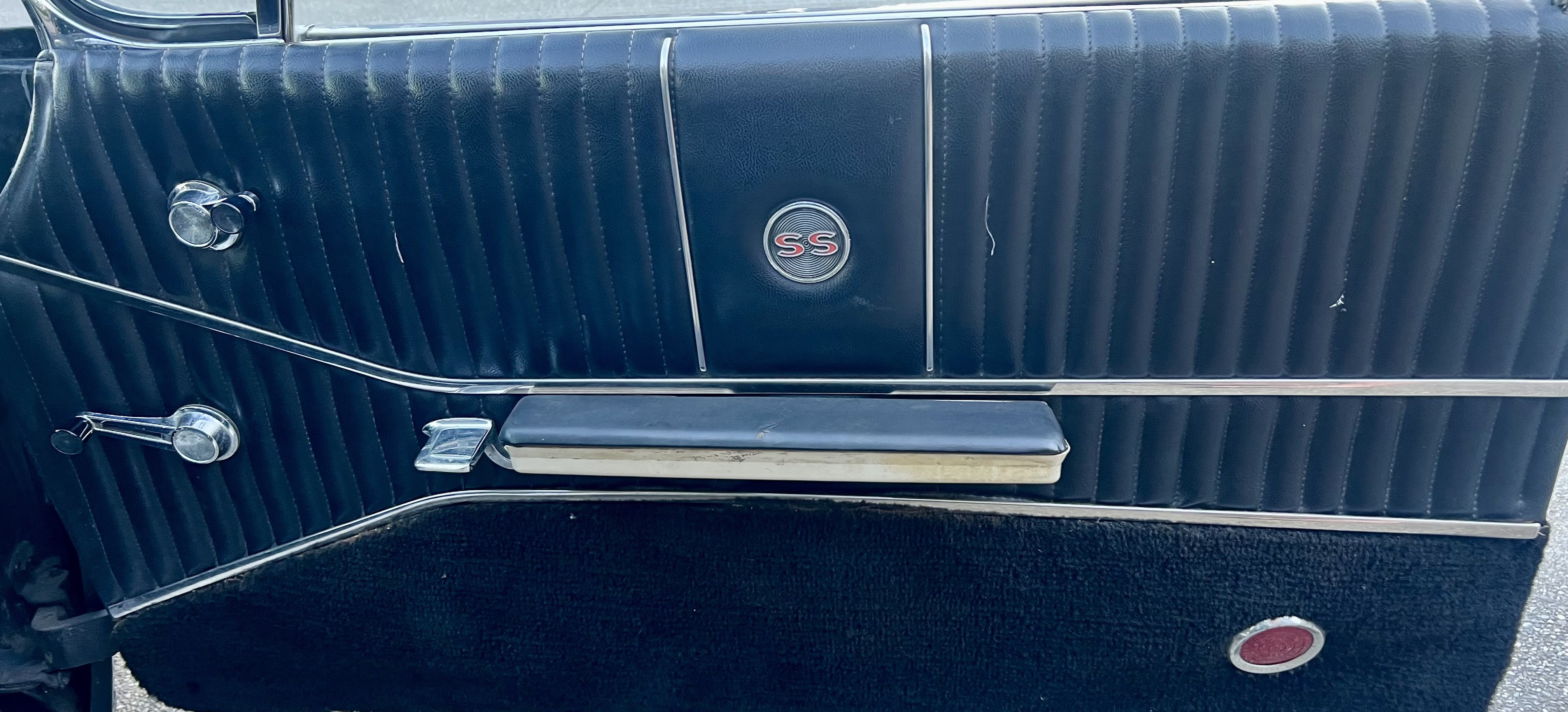 1961 Chevrolet Impala Impala SS 4 speed