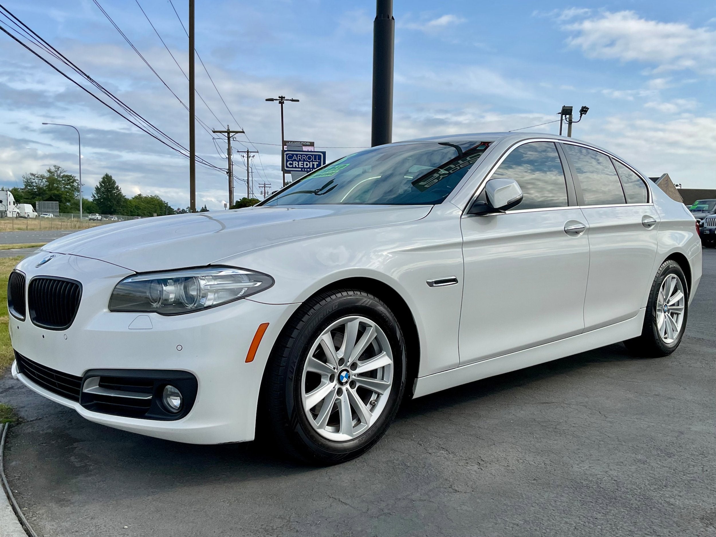 2015 BMW 5 Series 528i Luxury