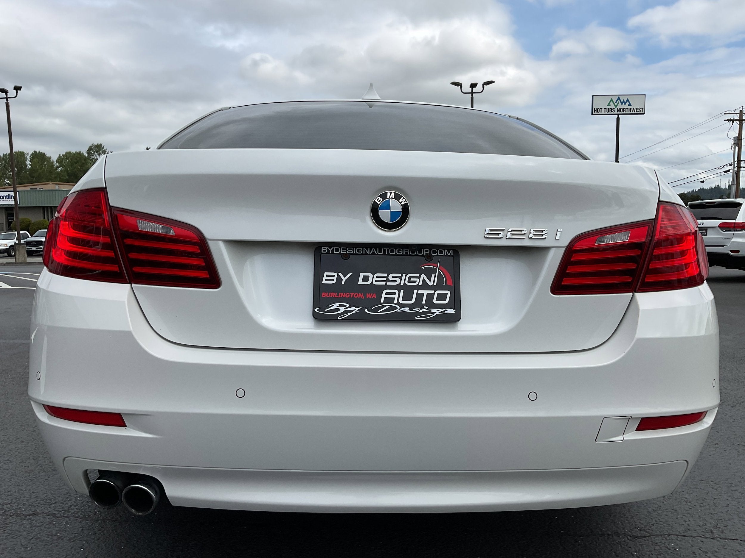 2015 BMW 5 Series 528i Luxury