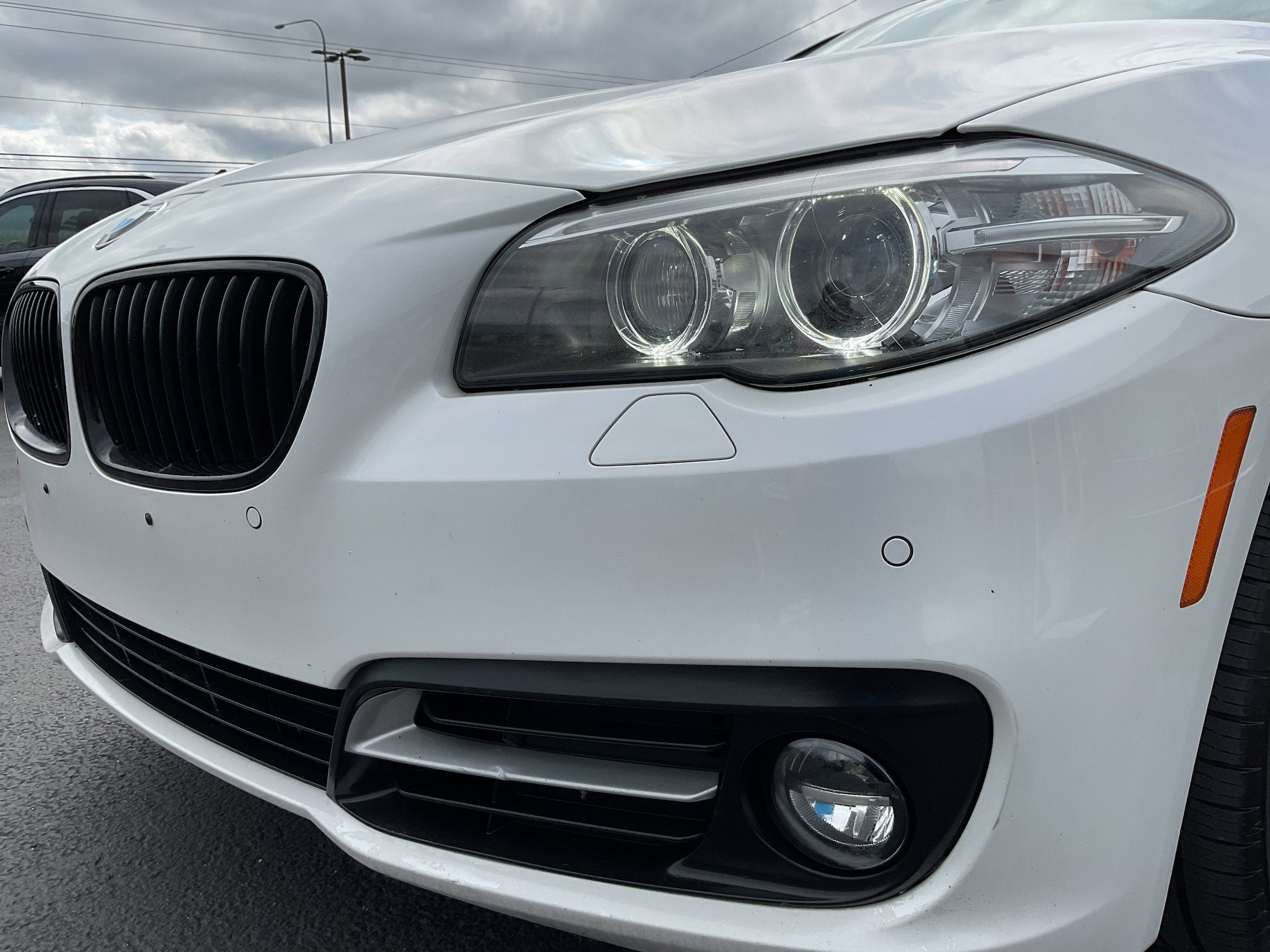 2015 BMW 5 Series 528i Luxury