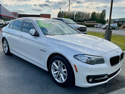 2015 BMW 5 Series 528i Luxury