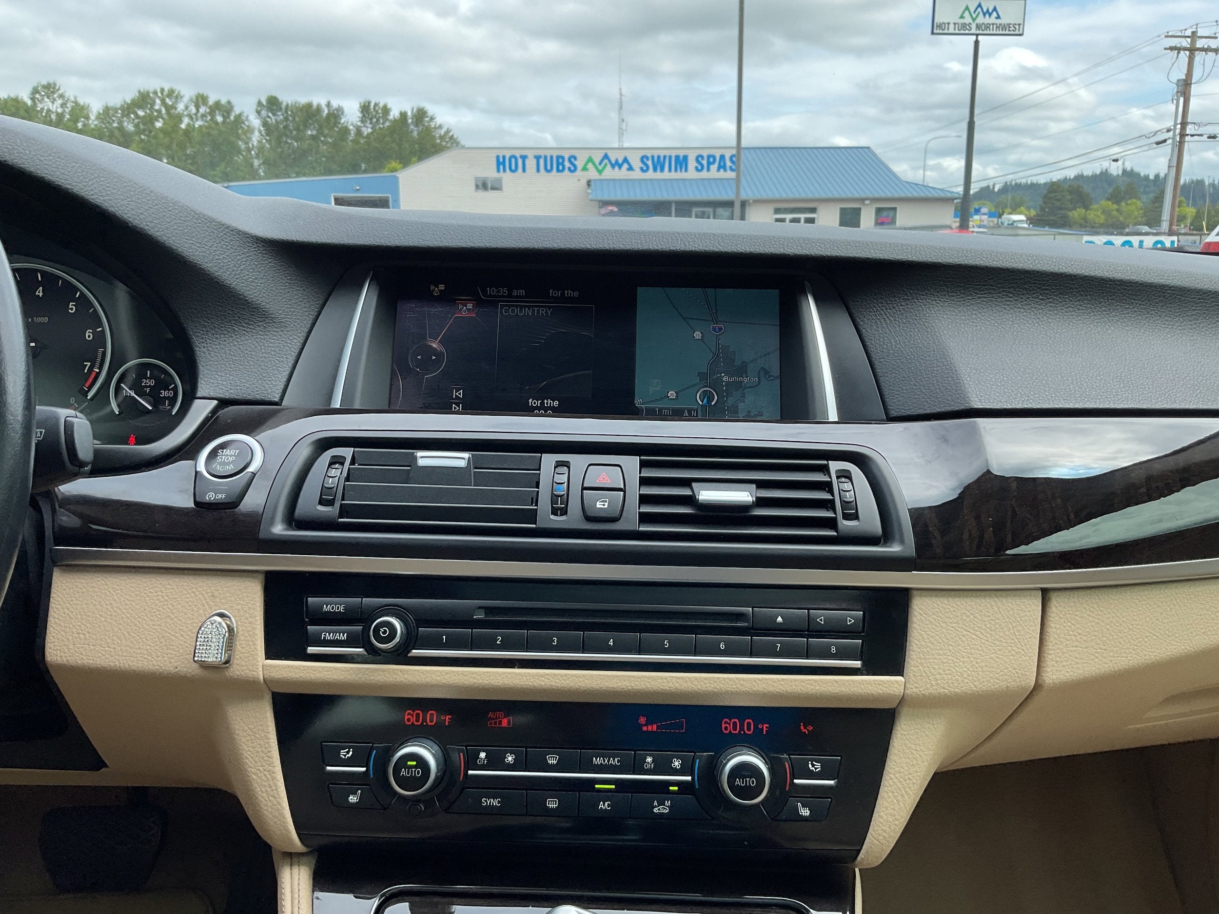 2015 BMW 5 Series 528i Luxury