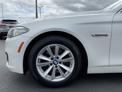 2015 BMW 5 Series 528i Luxury