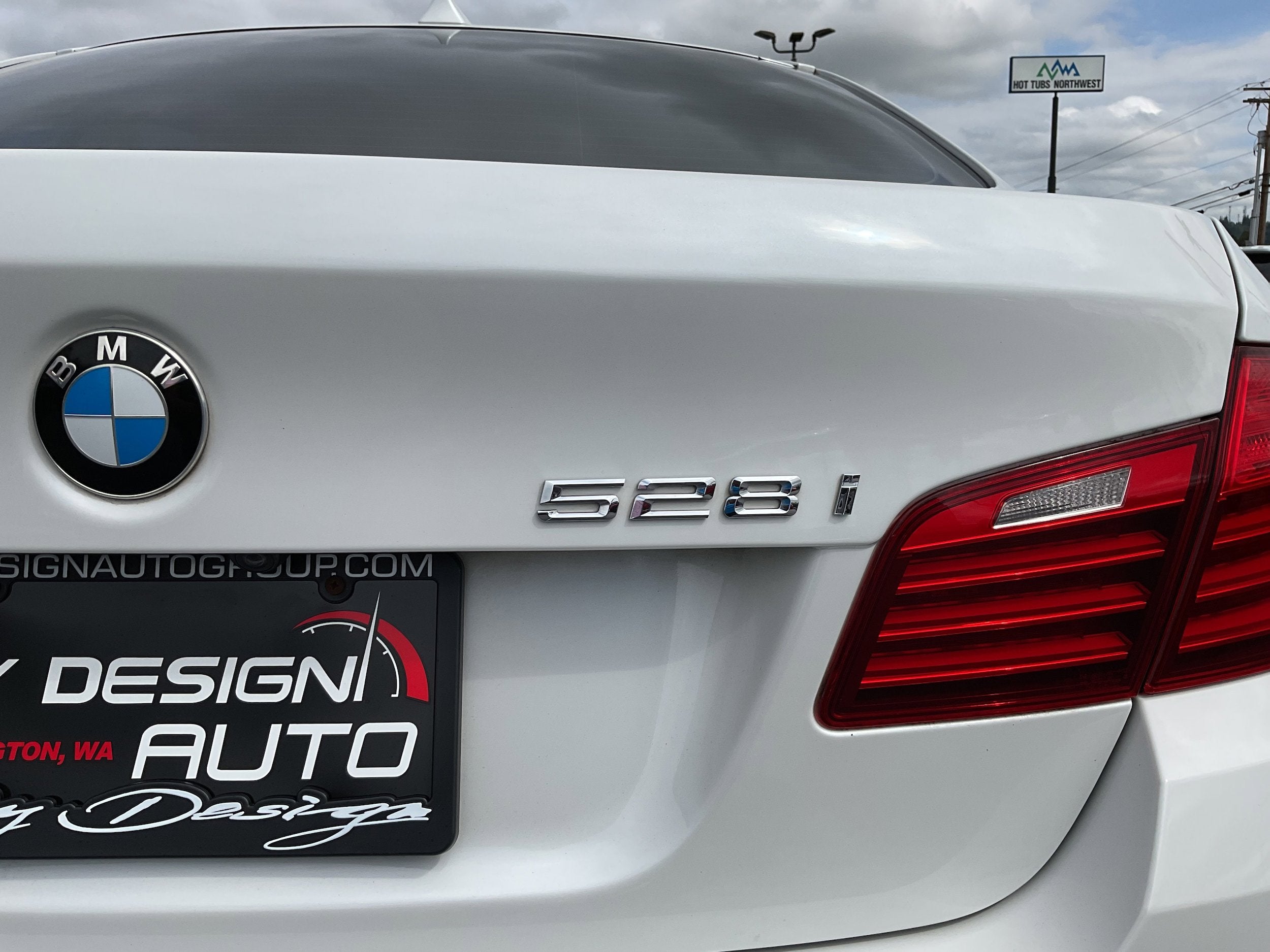 2015 BMW 5 Series 528i Luxury