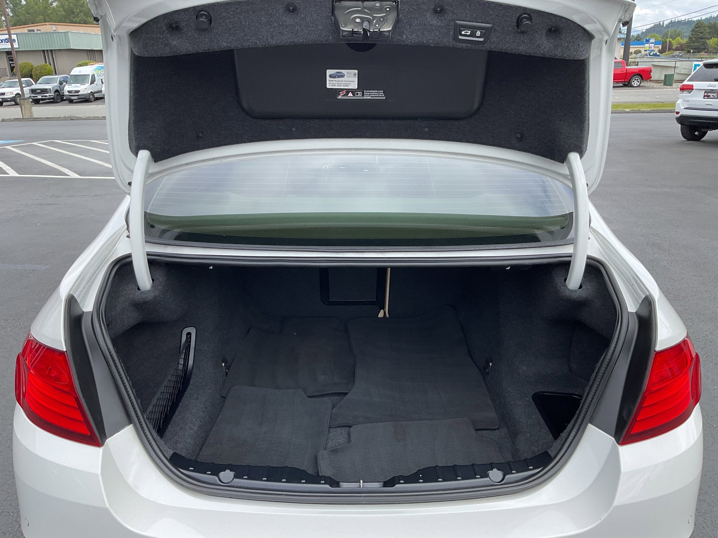 2015 BMW 5 Series 528i Luxury