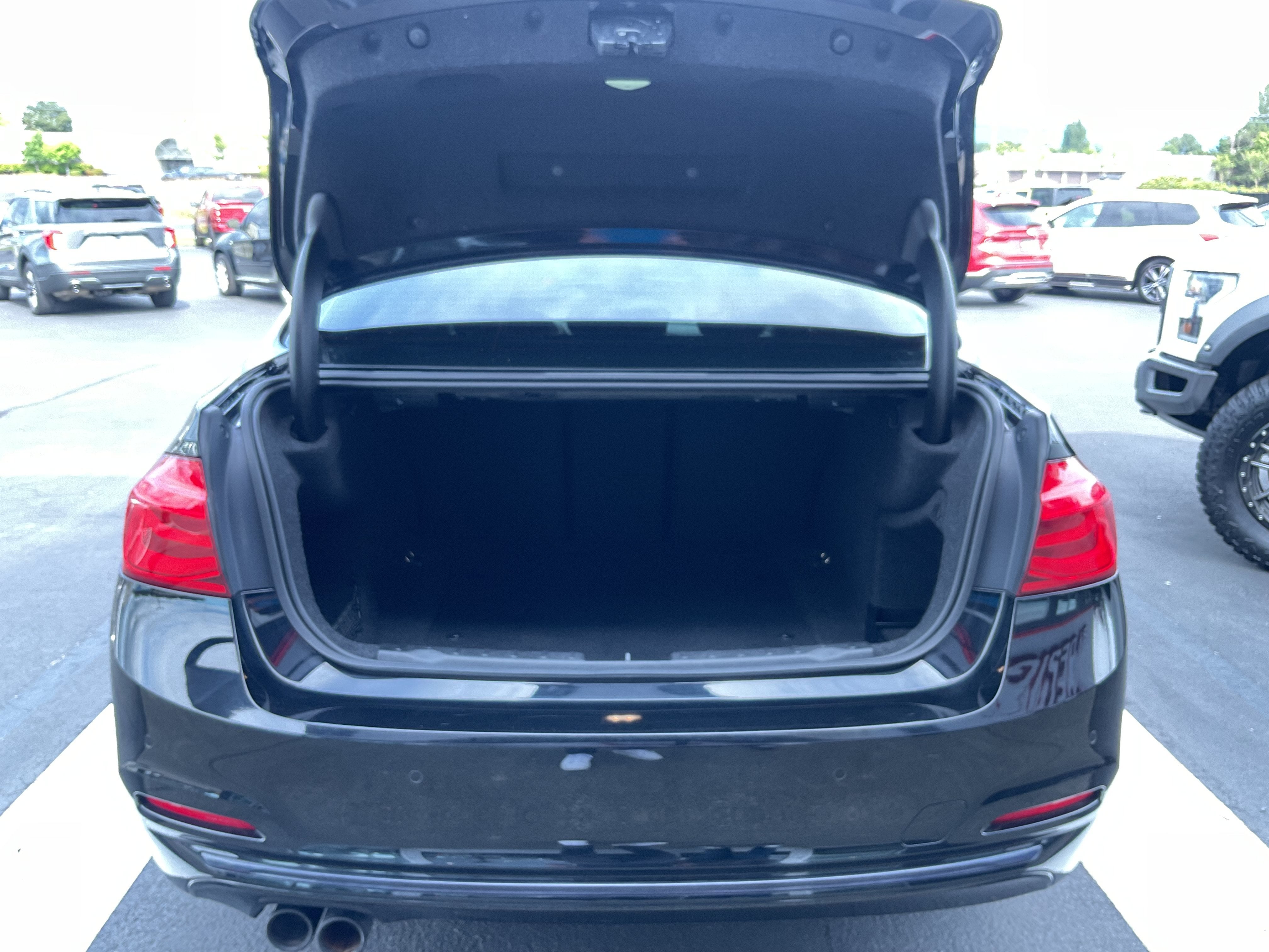2017 BMW 3 Series 330i xDrive
