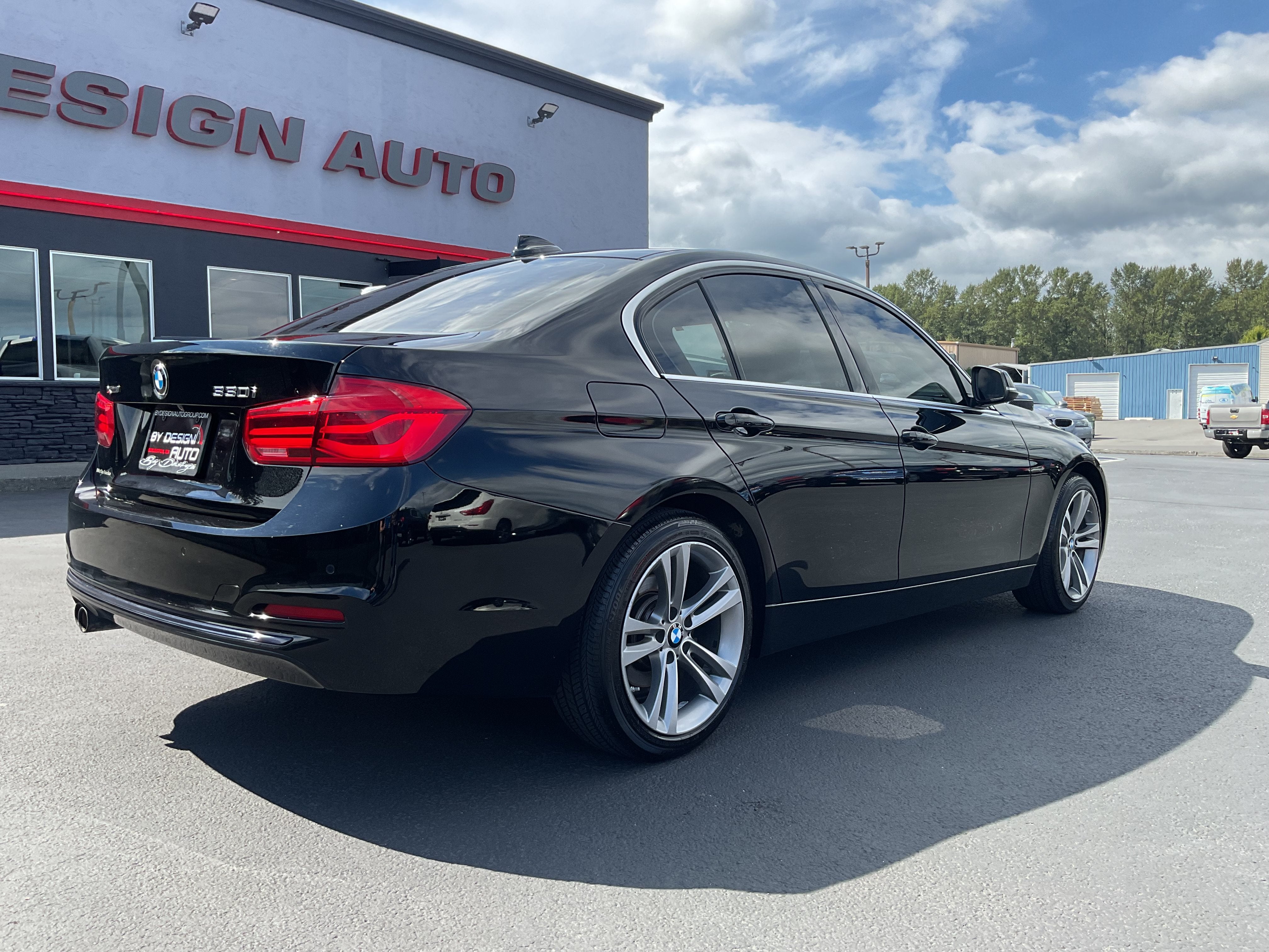 2017 BMW 3 Series 330i xDrive