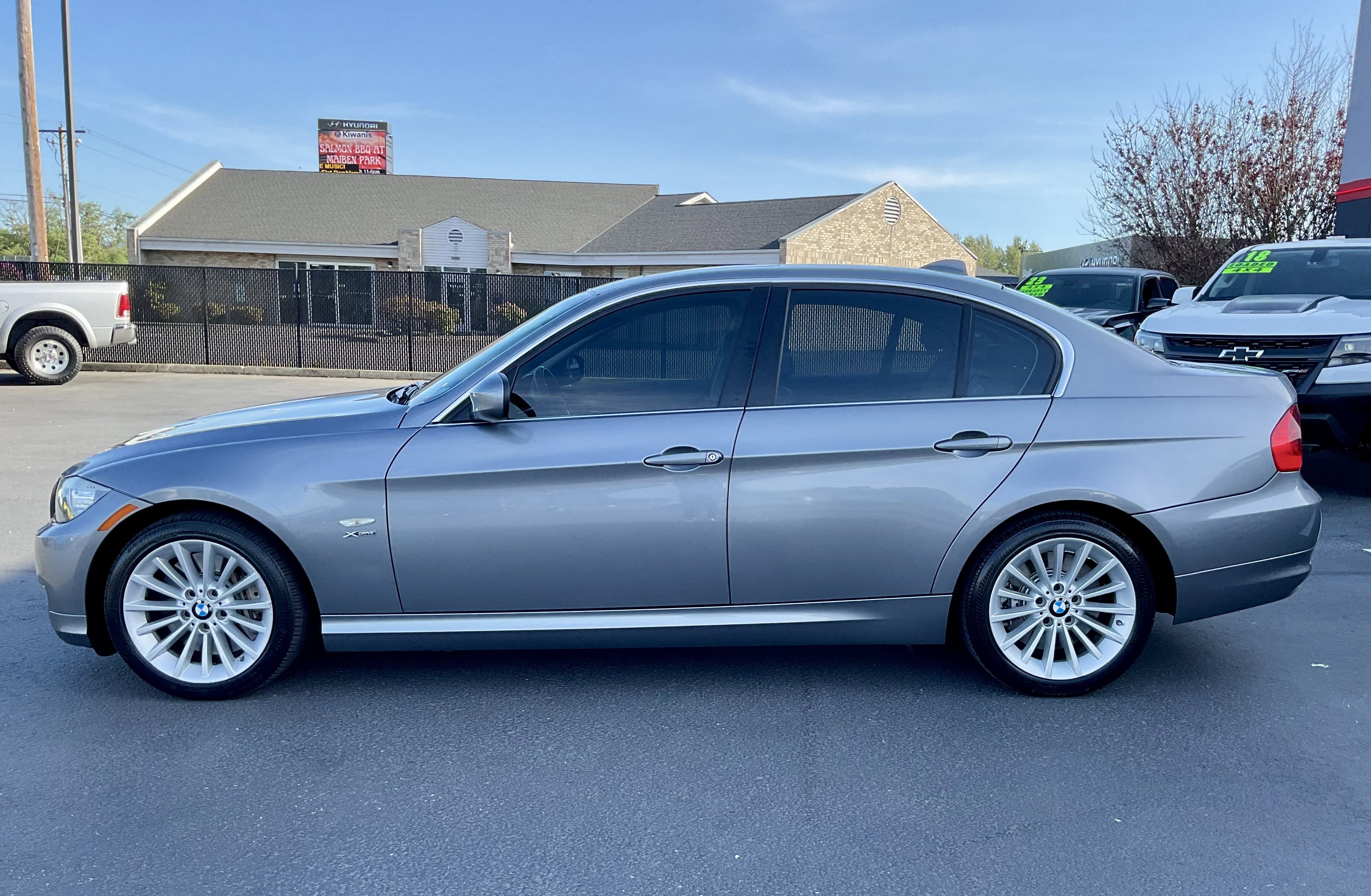 2011 BMW 3 Series 335i xDrive