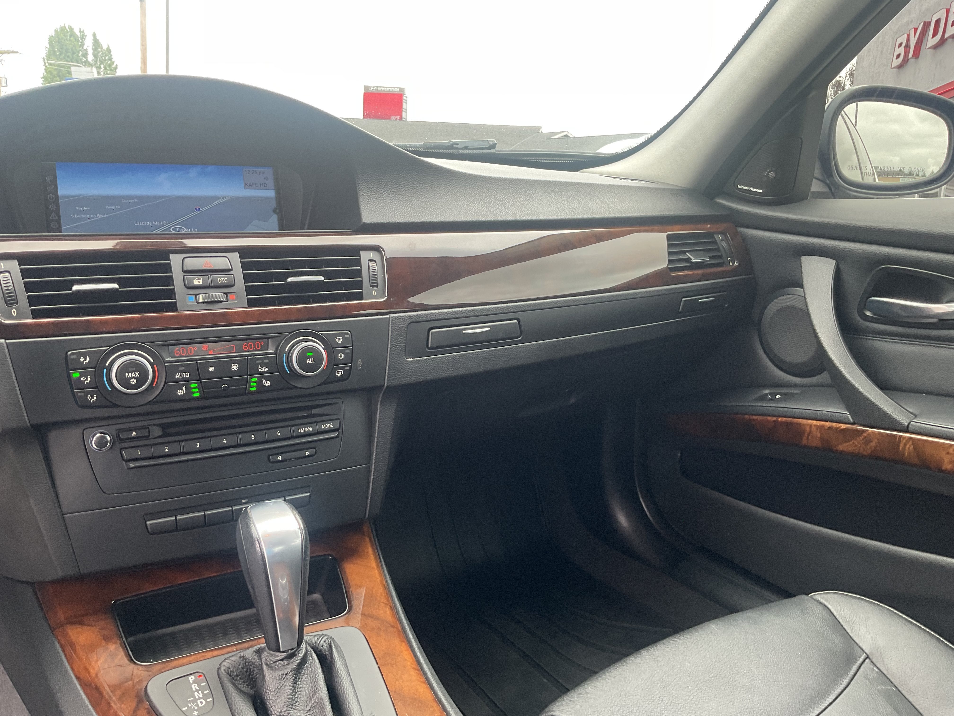 2011 BMW 3 Series 335i - Photo 29